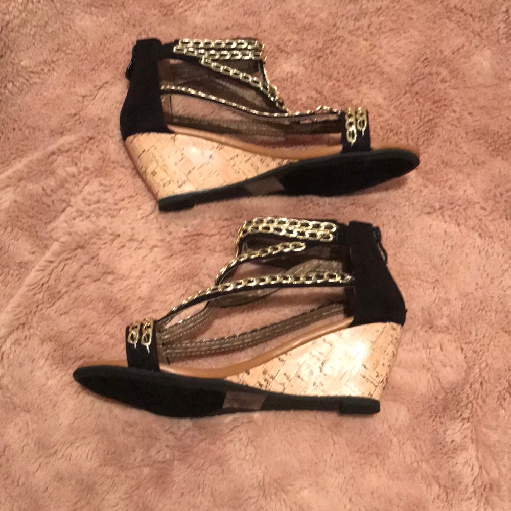 Bolaro Black & Gold wedge sandals